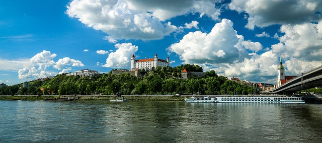 Bratislava na Dunaji